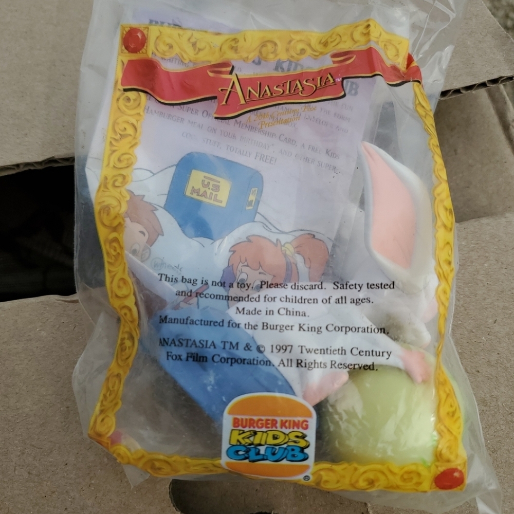Anastasia Burger King Kids Club Toy Bartok Bat & Eyeball